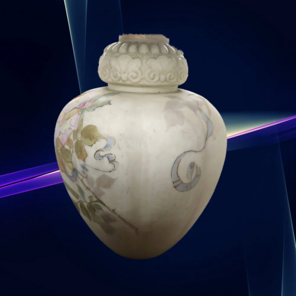 DONATED TO VETS. Hand Painted Vase Flowers Gold - Picture 2 of 5